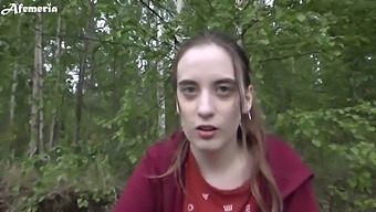 Teen Girlfriend Gives Blowjob And Swallows Cum In Forest