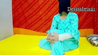 Desi Bhabhi Gets Fucked Hard On Eid