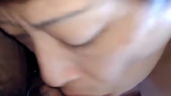 Stunning Mature Lady Gives An Incredible Oral Pleasure